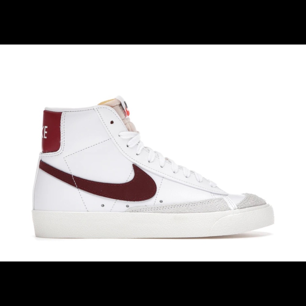 Nike Blazer Sneakers